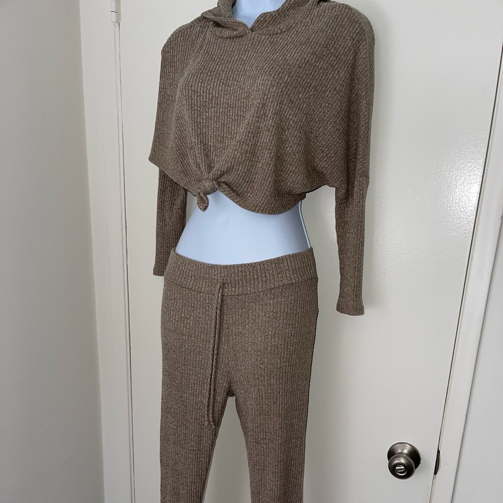 Brown Set